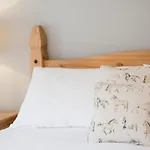 Hudson - Uk38152 Holiday home *